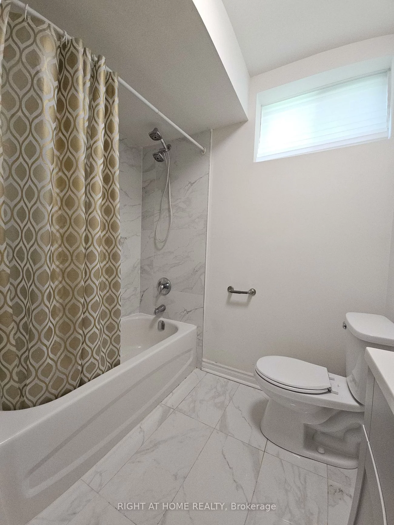 129, Dean, Painswick South, Barrie