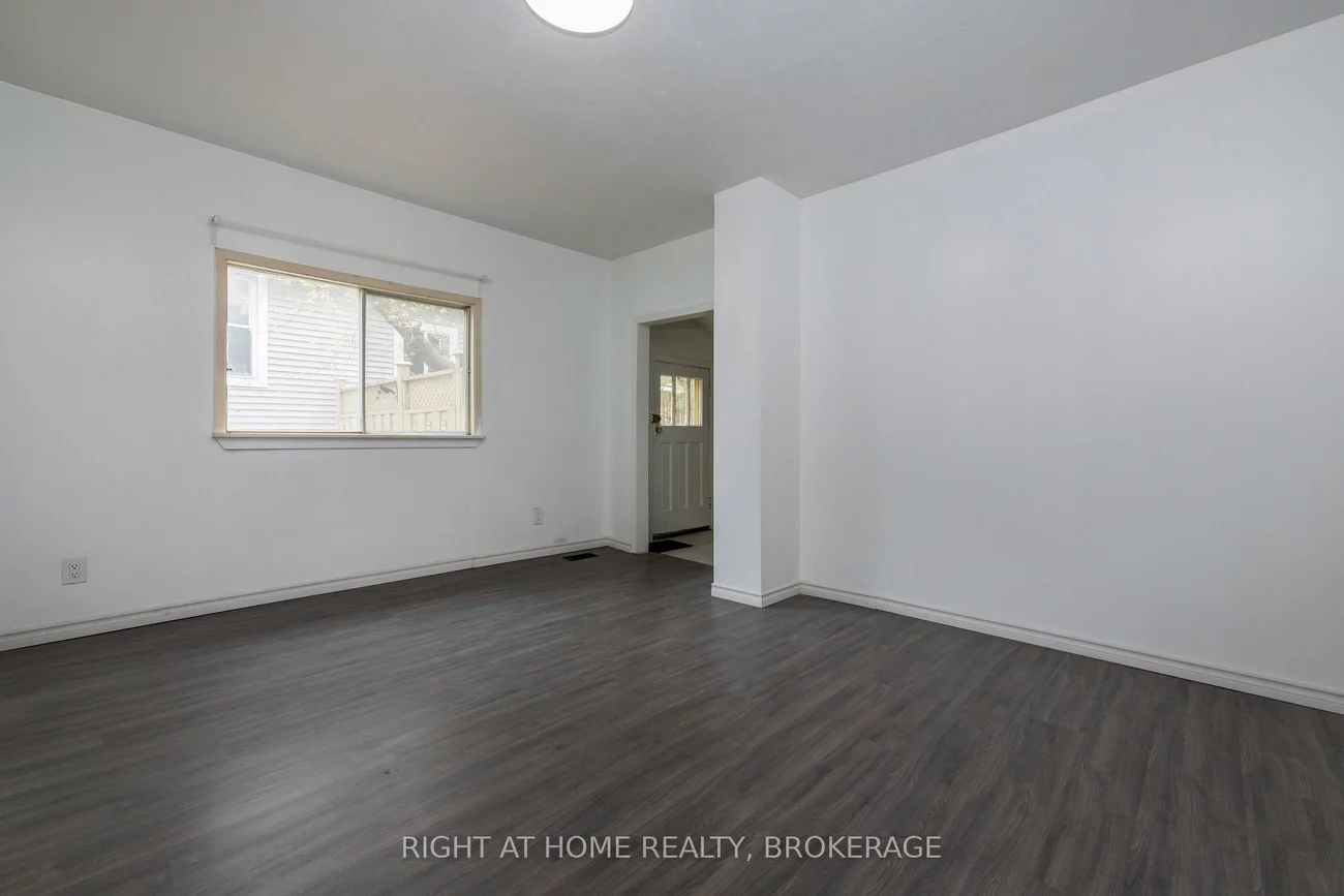 69, Victoria, Lakeshore, Barrie