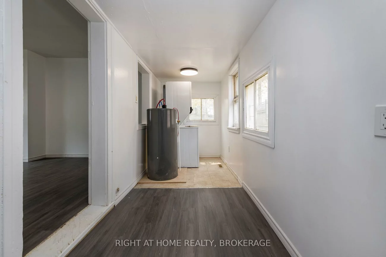 69, Victoria, Lakeshore, Barrie