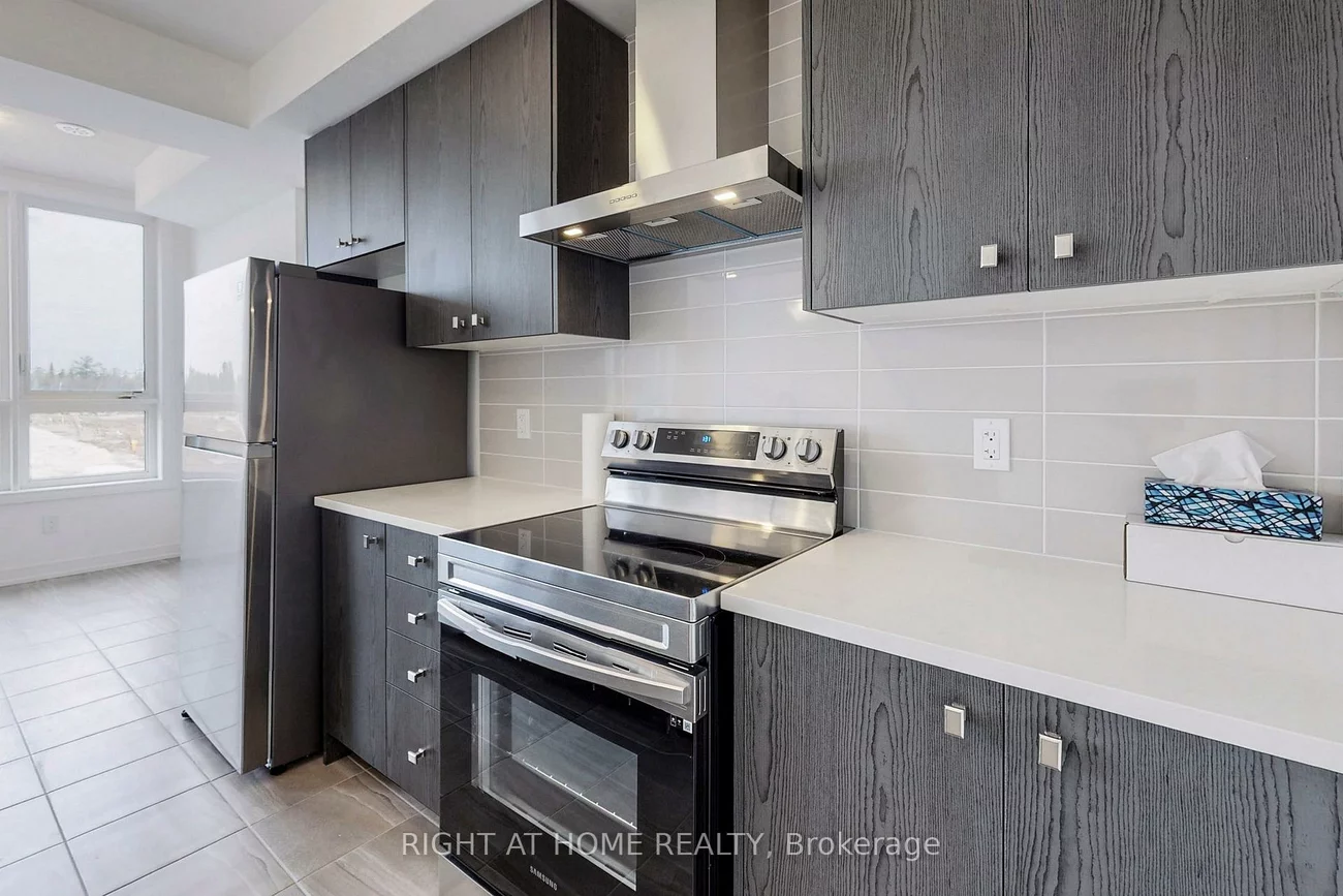 68, Blue Forest, Innis-Shore, Barrie