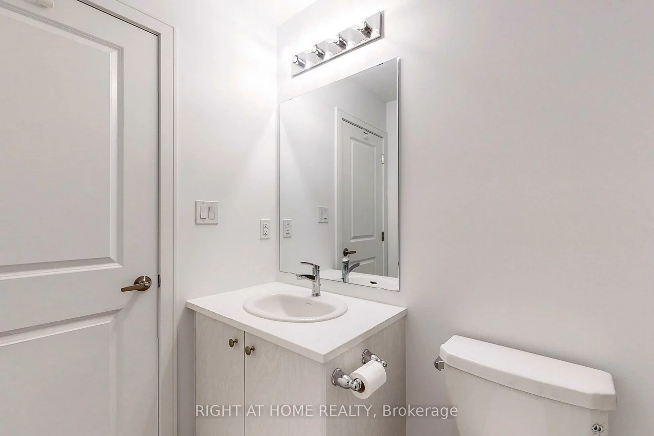 68, Blue Forest, Innis-Shore, Barrie