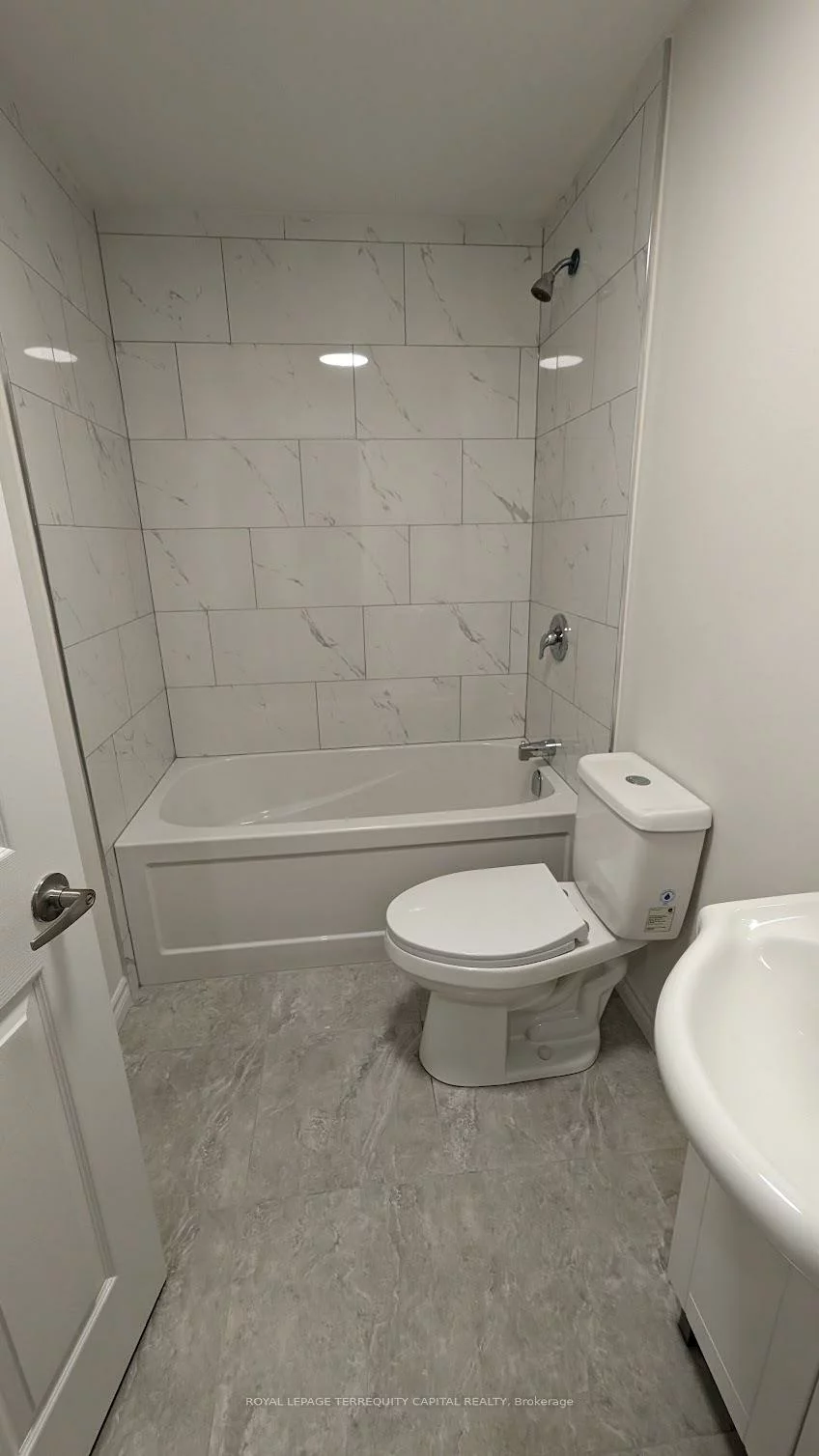 34, Mcconkey, Allandale Heights, Barrie