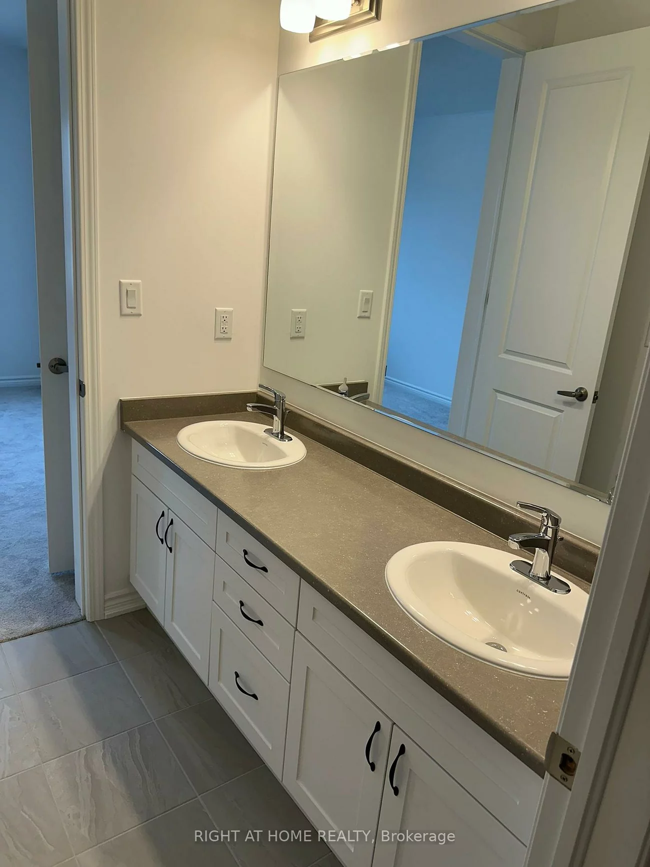 40, Suzuki, Painswick South, Barrie