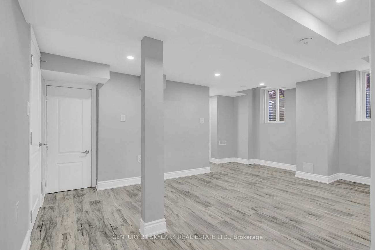118, Shepherd, Painswick South, Barrie