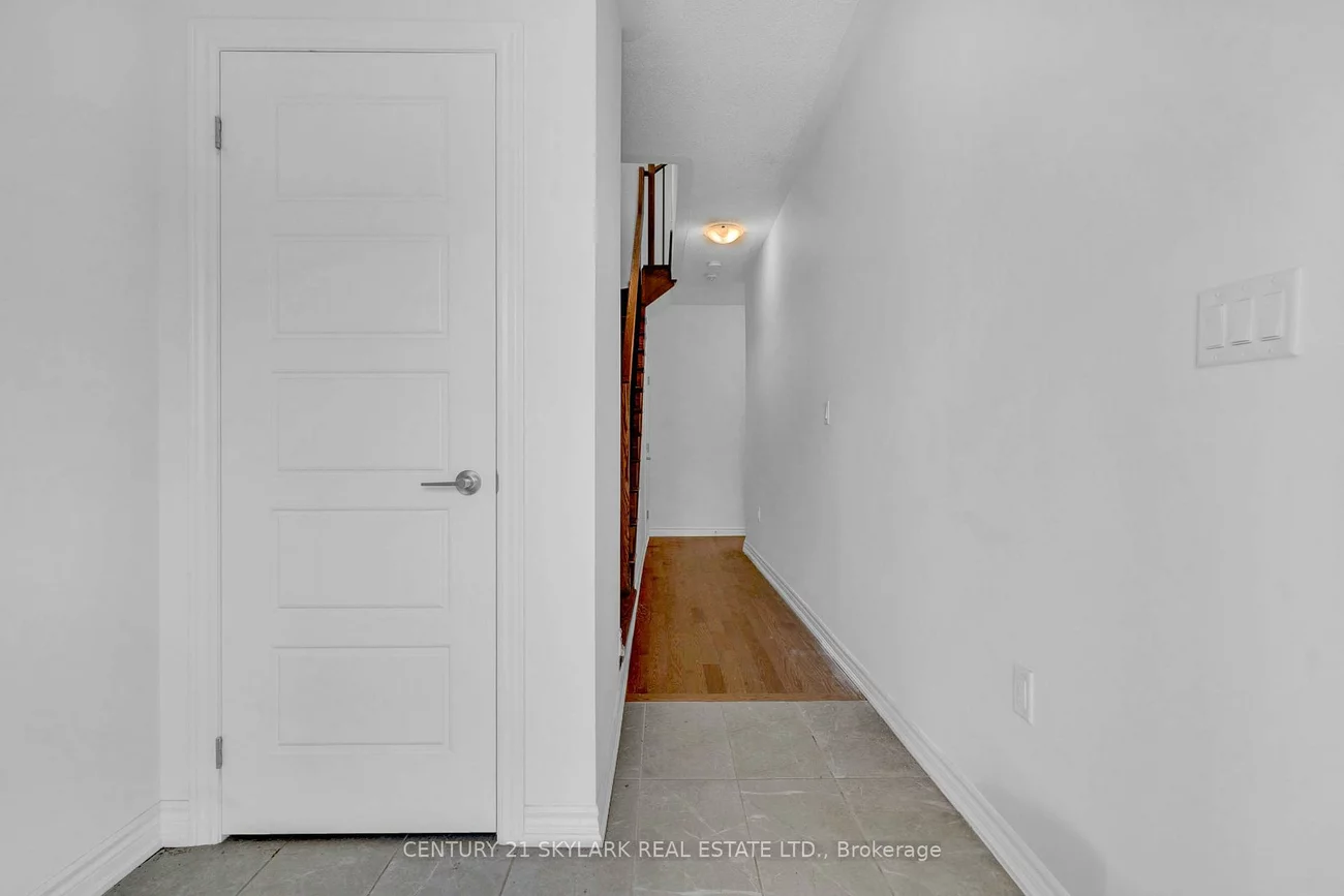 118, Shepherd, Painswick South, Barrie