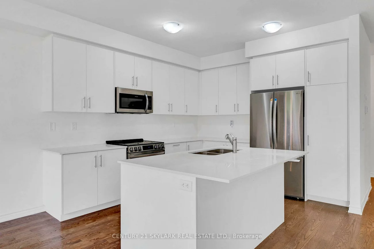 118, Shepherd, Painswick South, Barrie