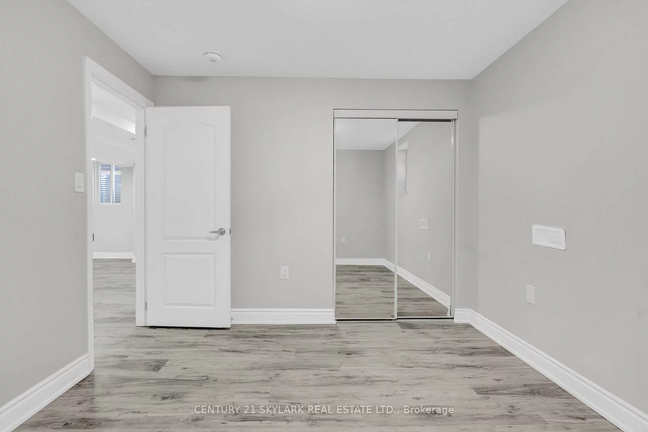 118, Shepherd, Painswick South, Barrie