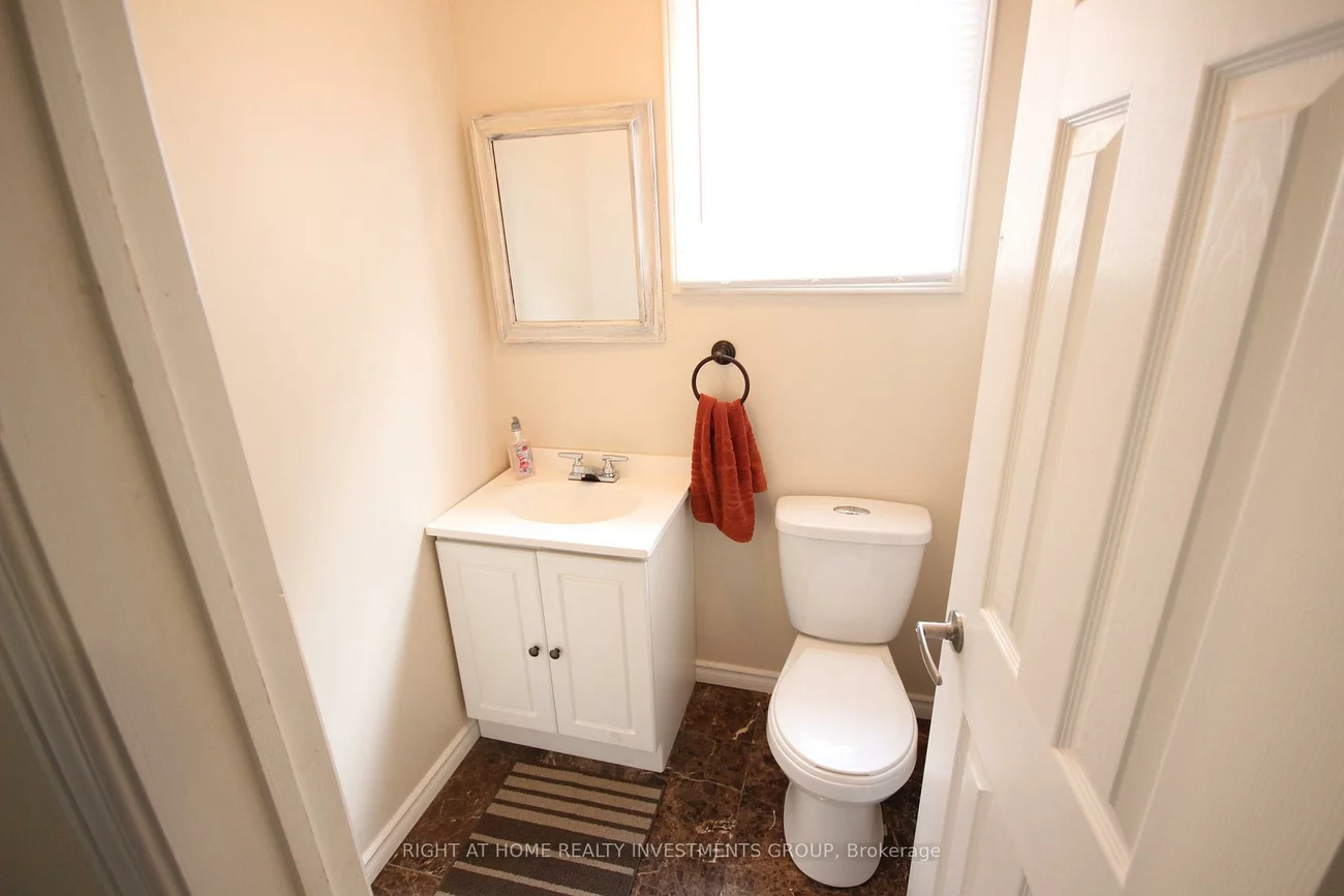 49, Patton, Painswick North, Barrie