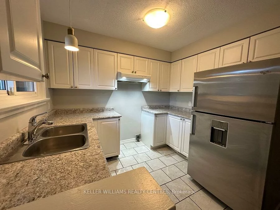 20, Queen, Codrington, Barrie