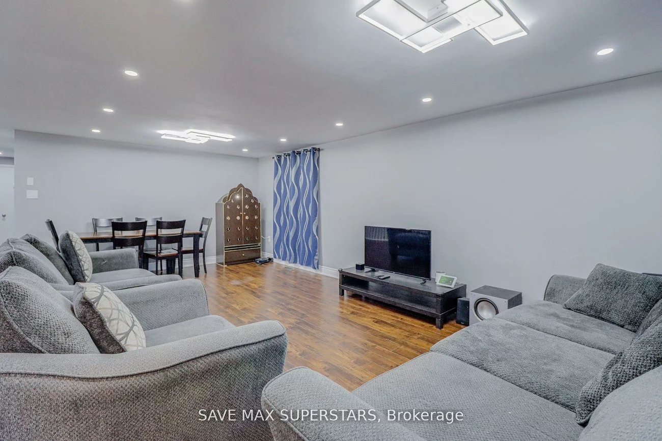27, Maitland, Grove East, Barrie