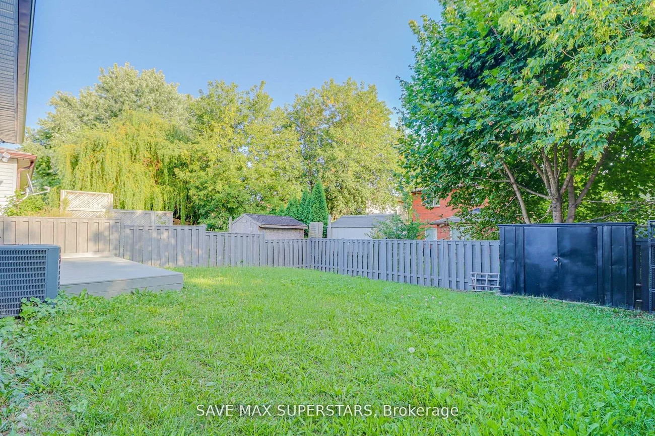 27, Maitland, Grove East, Barrie