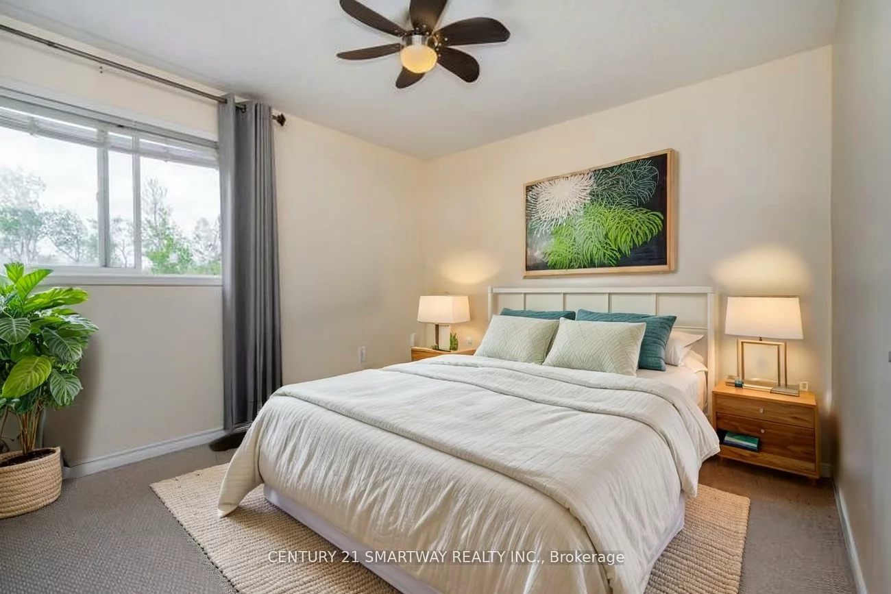 56, Pickett, Painswick North, Barrie