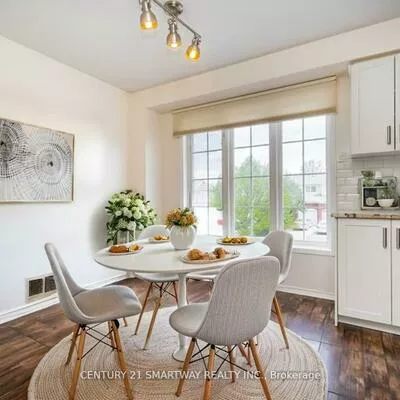 56, Pickett, Painswick North, Barrie