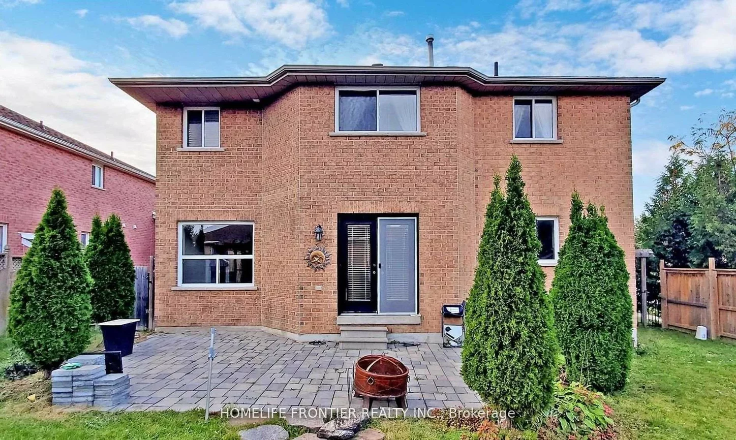 82, Grace, Painswick South, Barrie