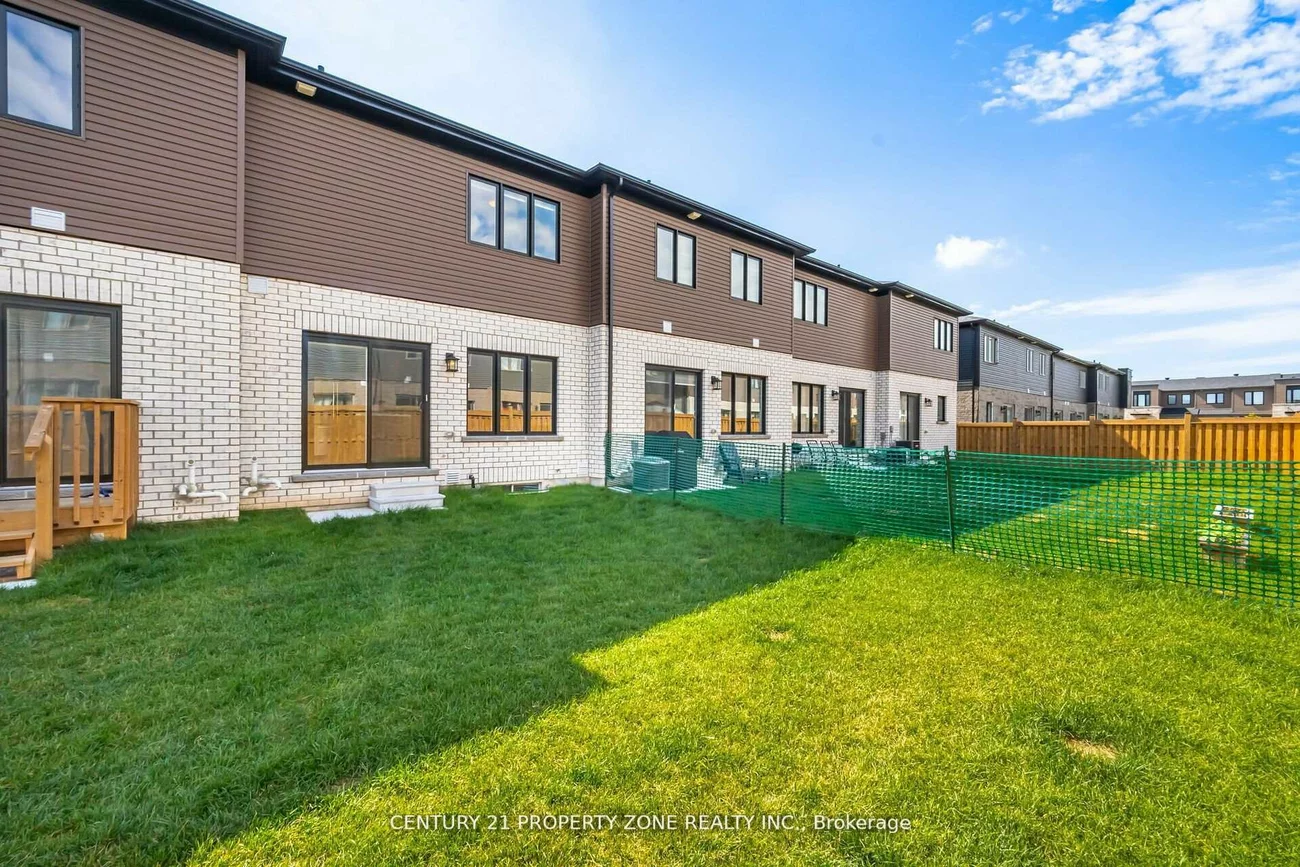 18, Westwood, Painswick South, Barrie