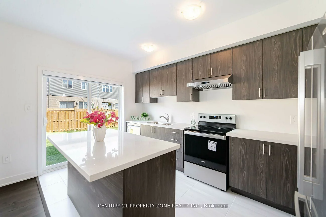 18, Westwood, Painswick South, Barrie