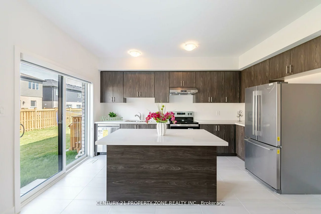 18, Westwood, Painswick South, Barrie