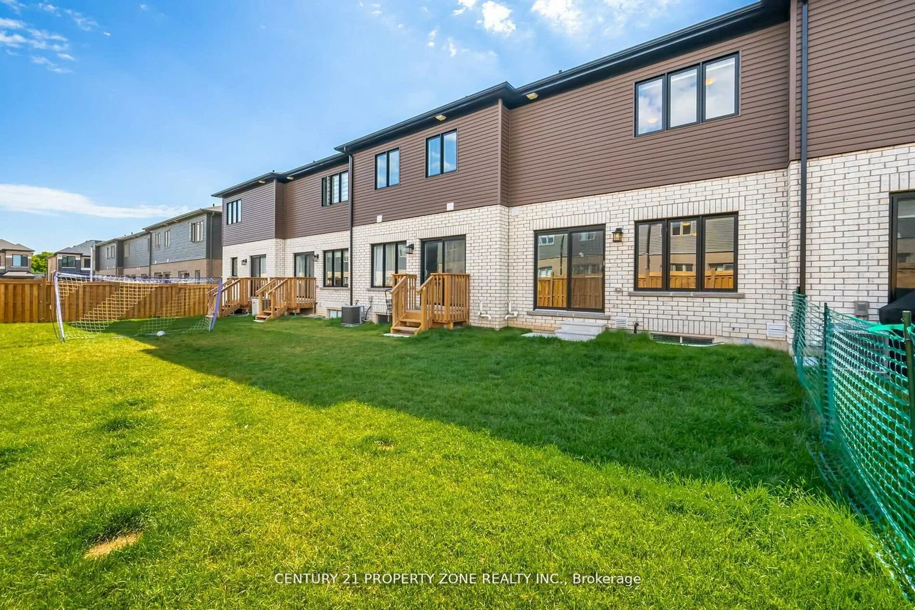 18, Westwood, Painswick South, Barrie
