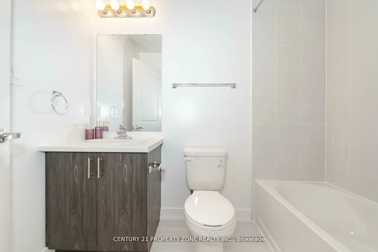 18, Westwood, Painswick South, Barrie