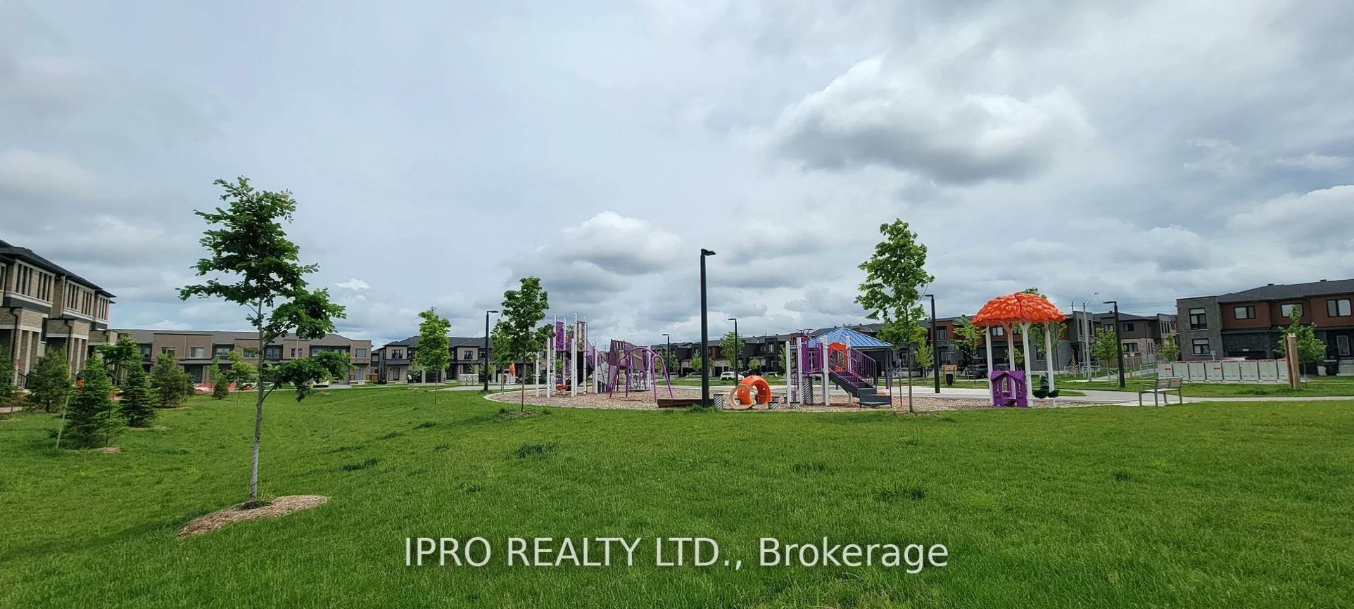 31, Cherry Hill, Painswick South, Barrie