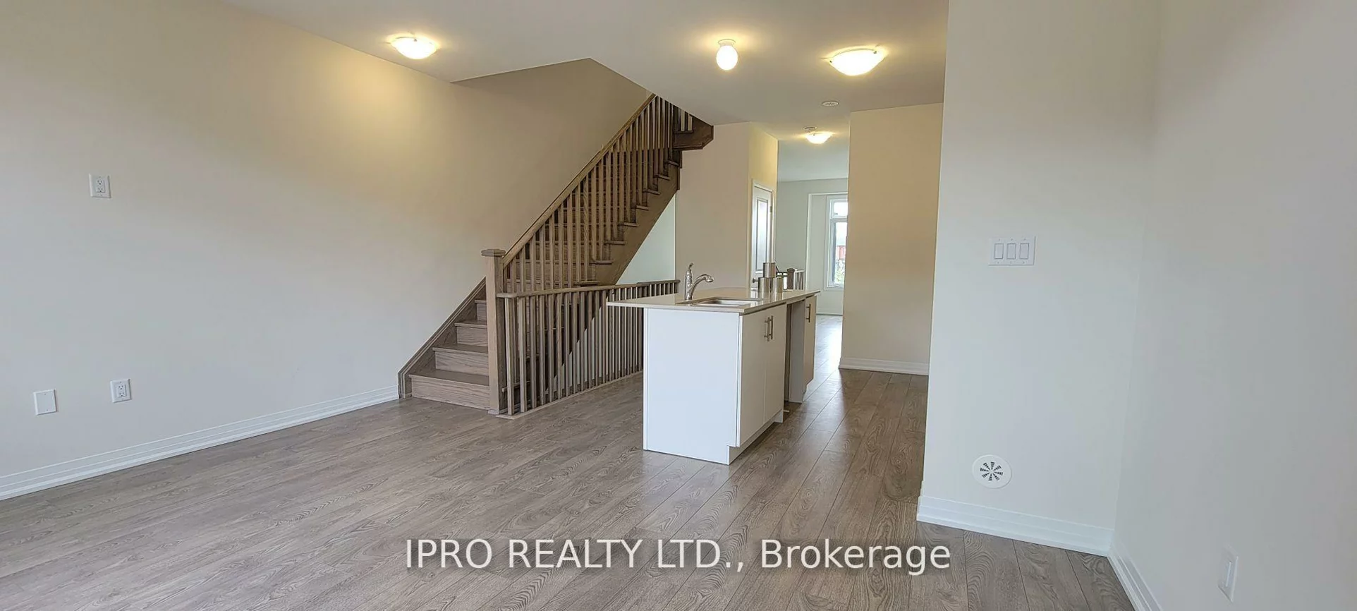 31, Cherry Hill, Painswick South, Barrie