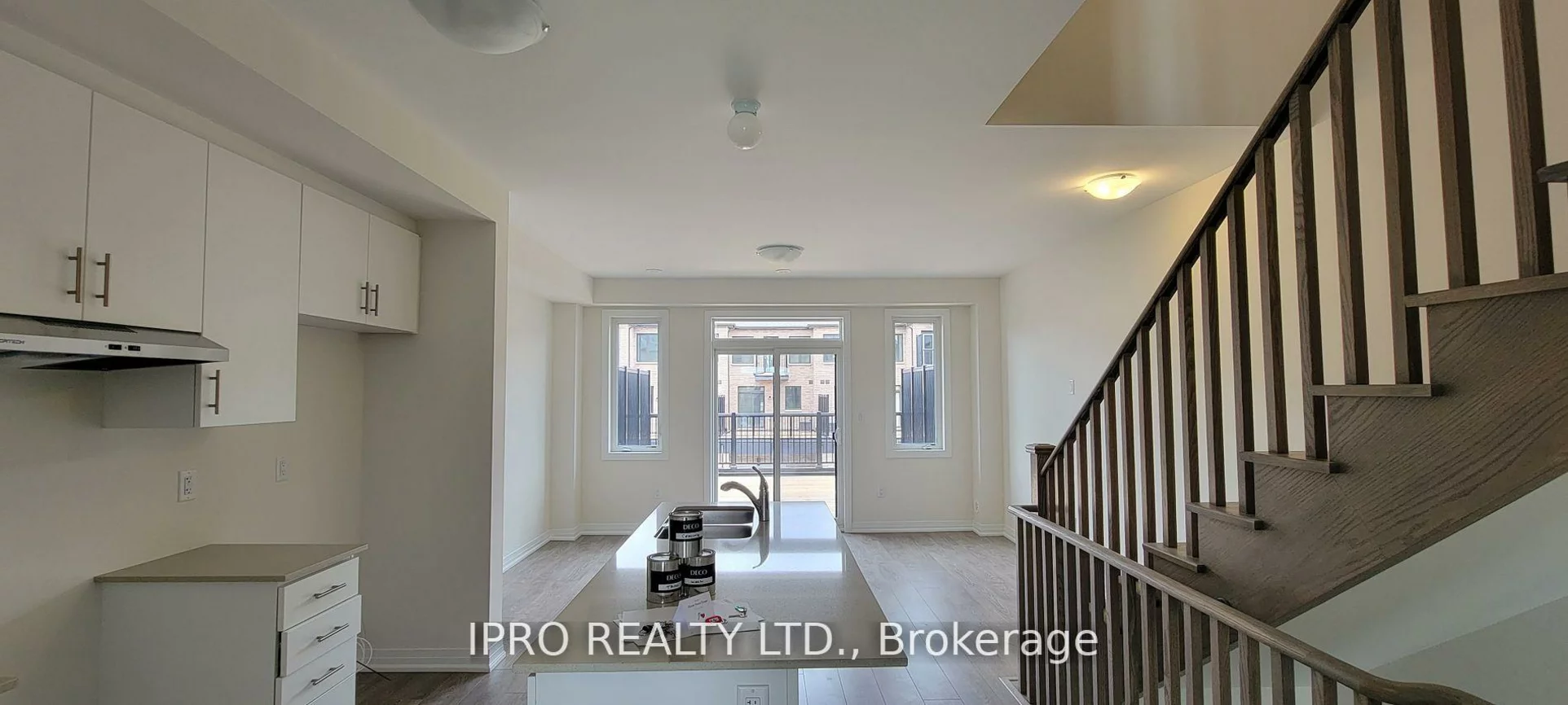 31, Cherry Hill, Painswick South, Barrie