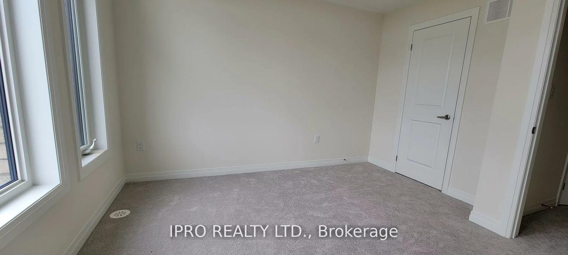 31, Cherry Hill, Painswick South, Barrie