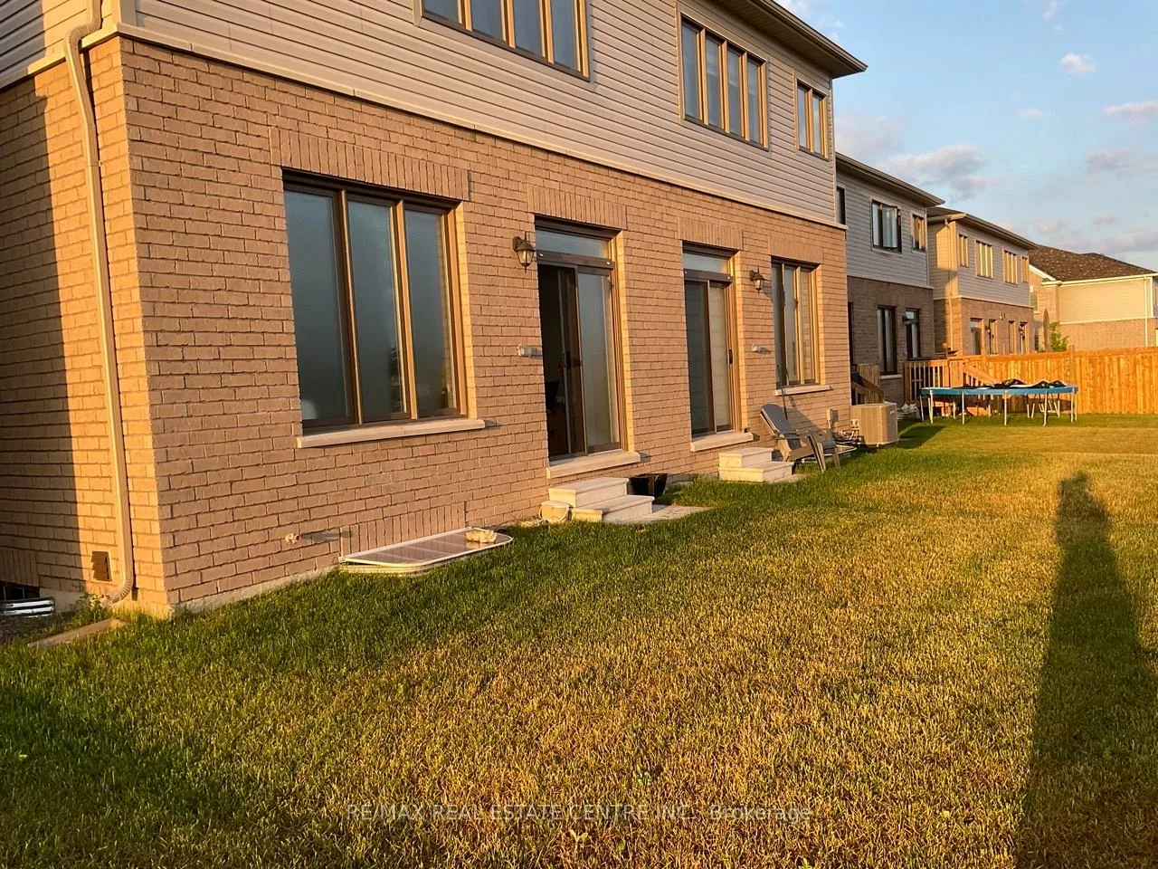 135, Shepherd, Painswick South, Barrie