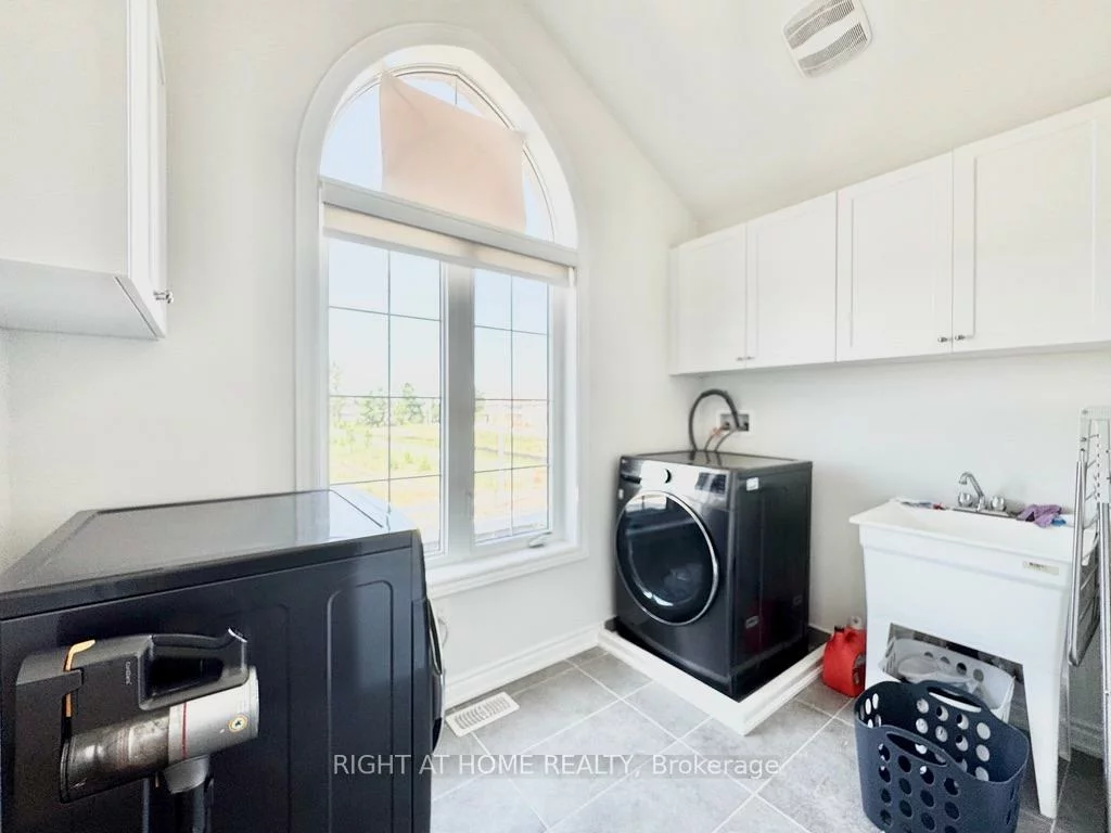126, Durham, Rural Barrie Southeast, Barrie