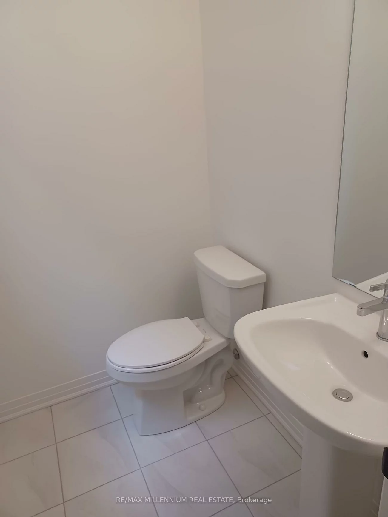 111, Sagewood, Painswick South, Barrie