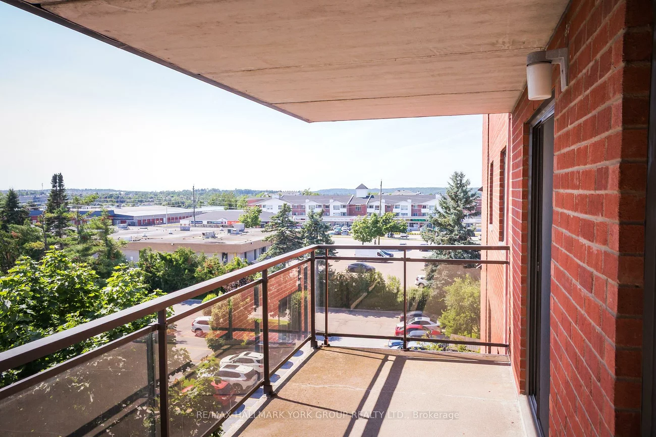 262, Rose, Wellington, Barrie