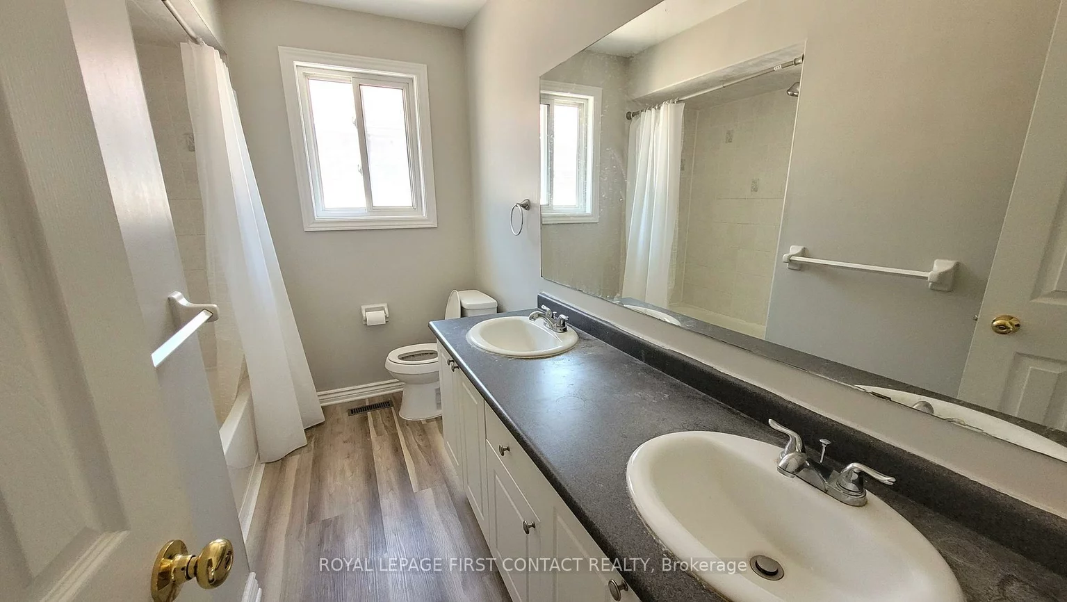 51, Stephanie, Painswick South, Barrie