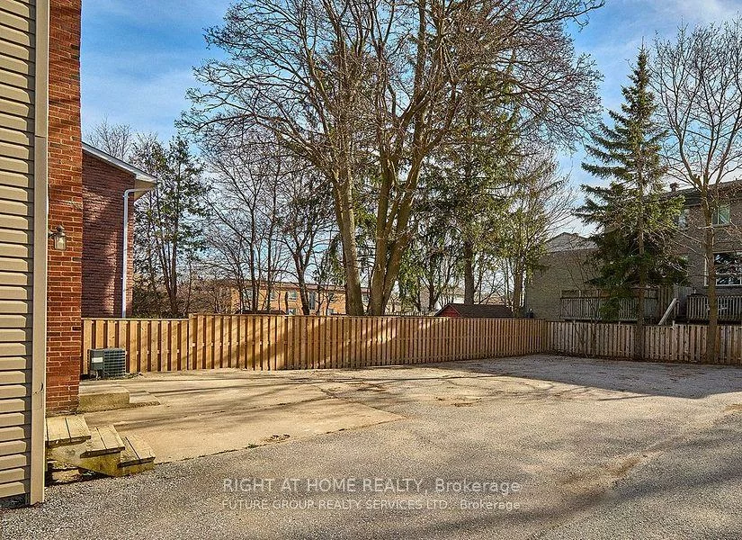 156, Peel, Wellington, Barrie