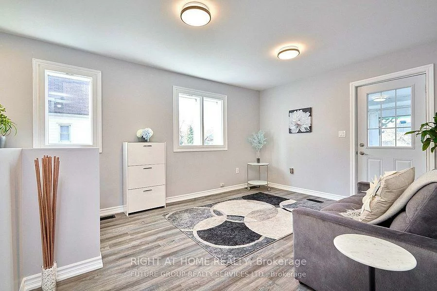 156, Peel, Wellington, Barrie