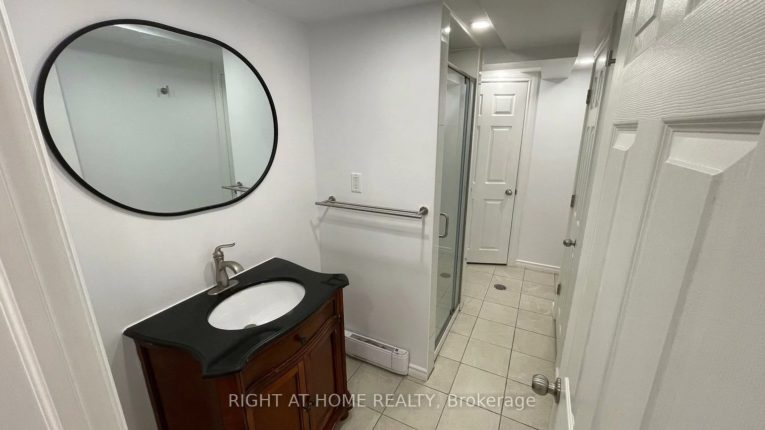 28, Golfdale, Sunnidale, Barrie