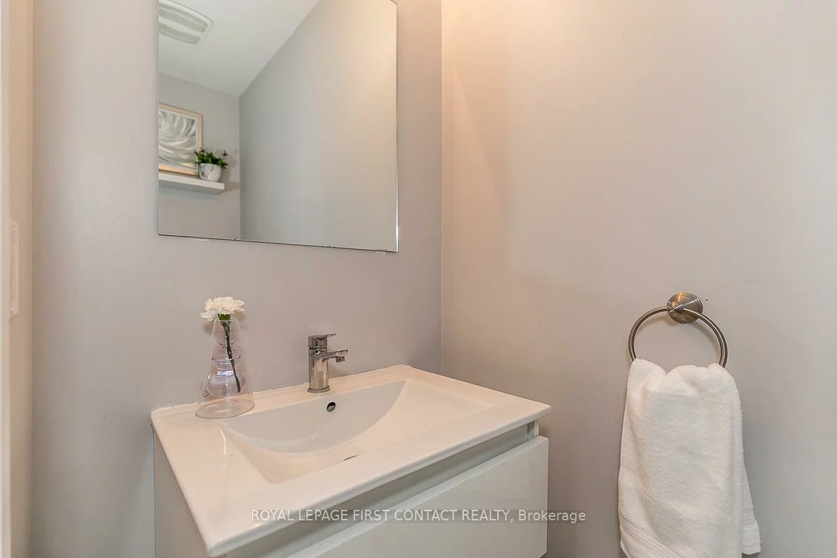 376, Blake, Codrington, Barrie