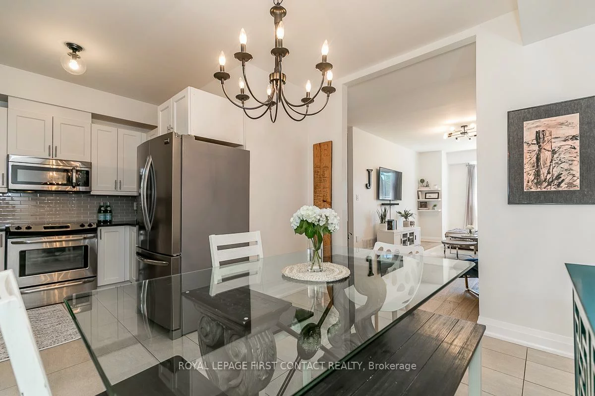 376, Blake, Codrington, Barrie