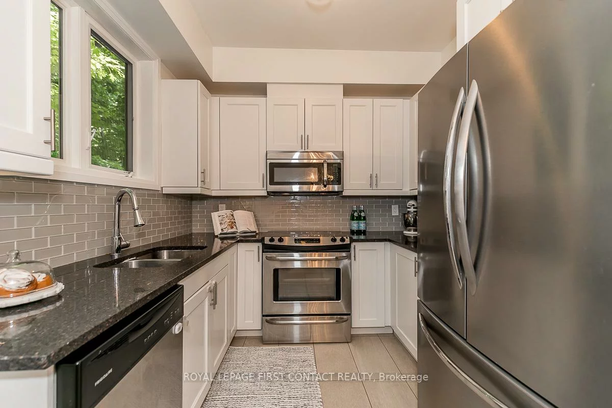 376, Blake, Codrington, Barrie