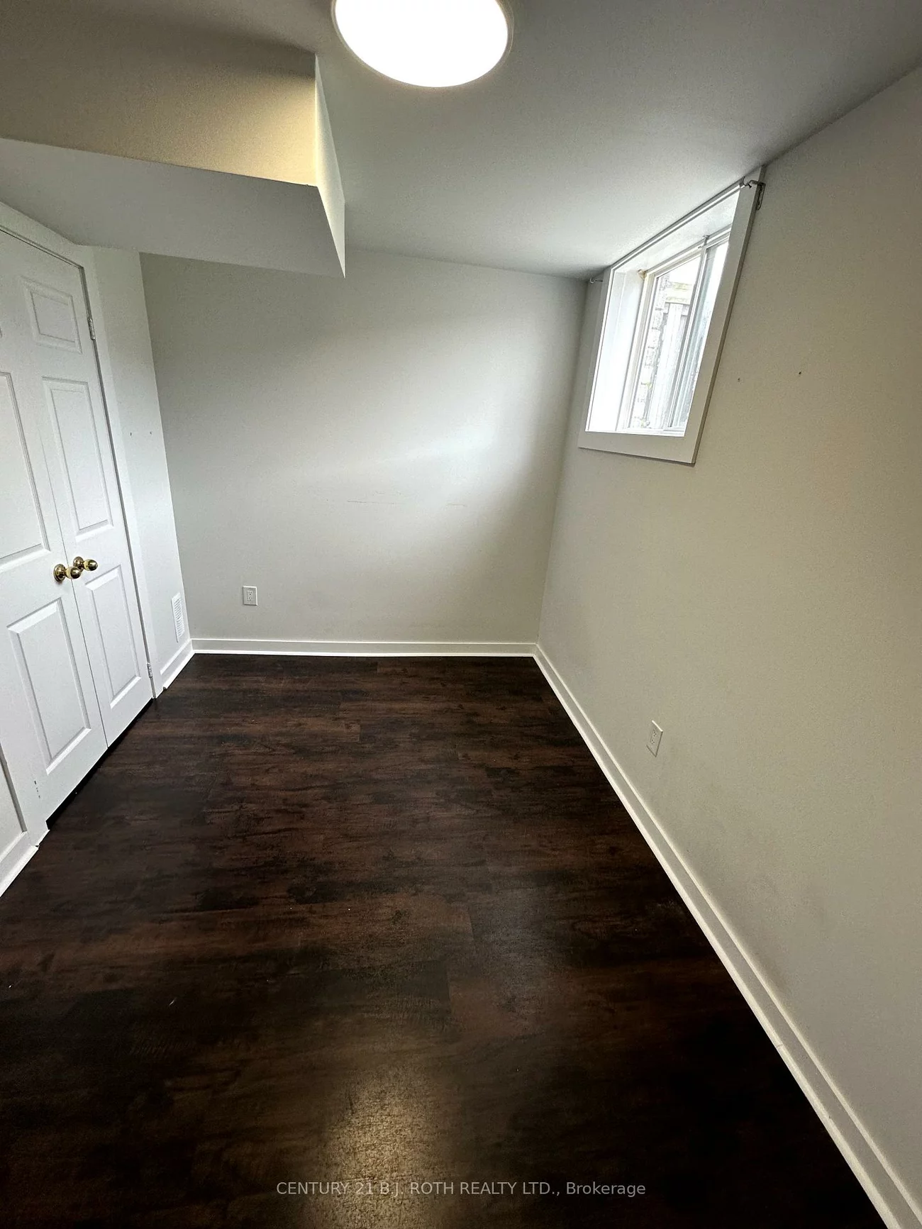 48, Cassandra, East Bayfield, Barrie