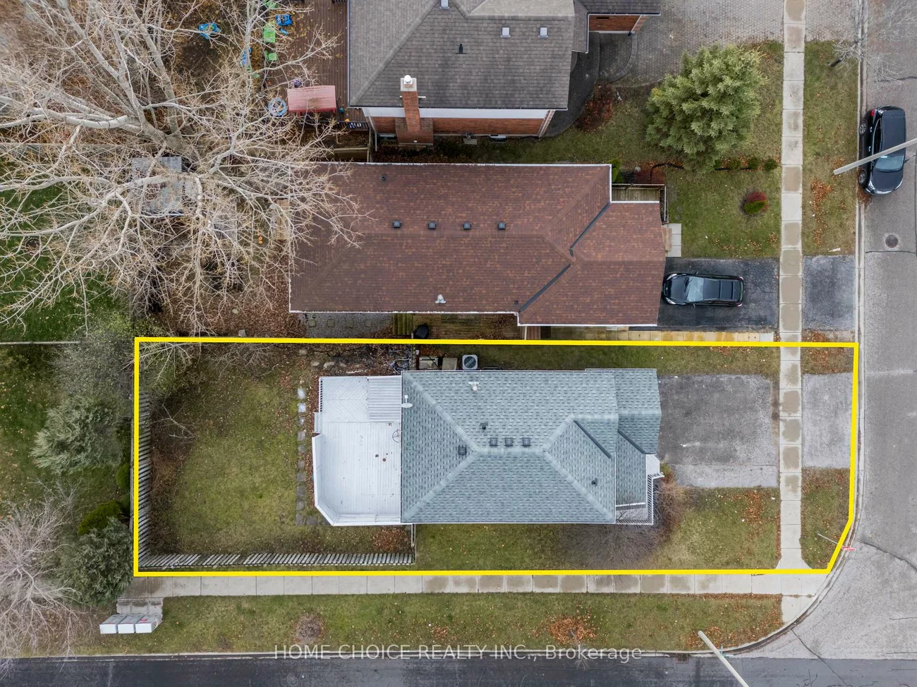 17, Orok, Grove East, Barrie