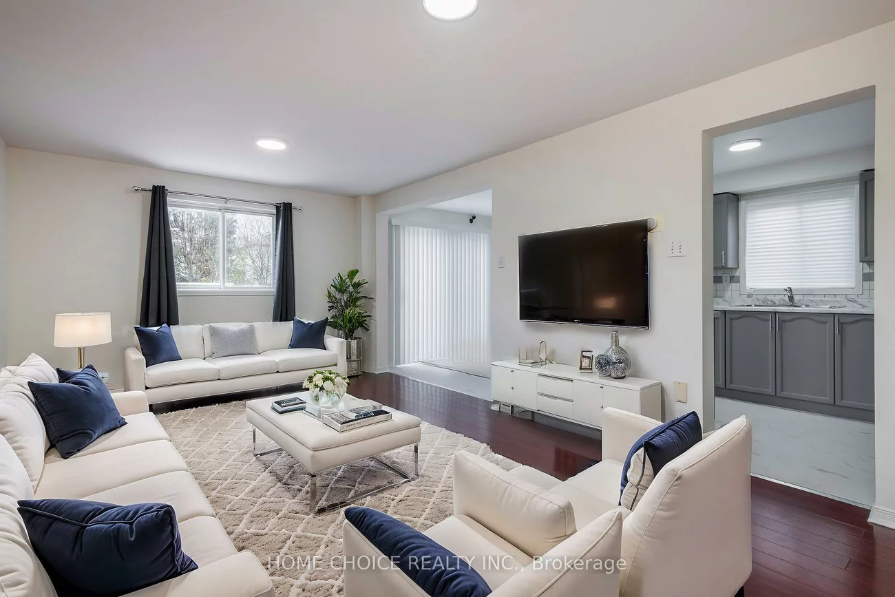 17, Orok, Grove East, Barrie