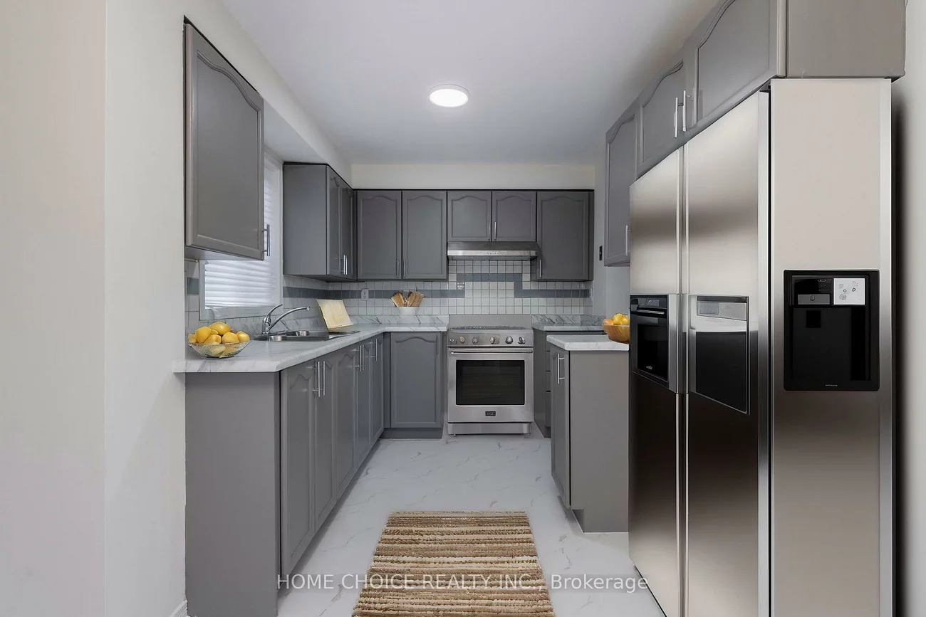 17, Orok, Grove East, Barrie