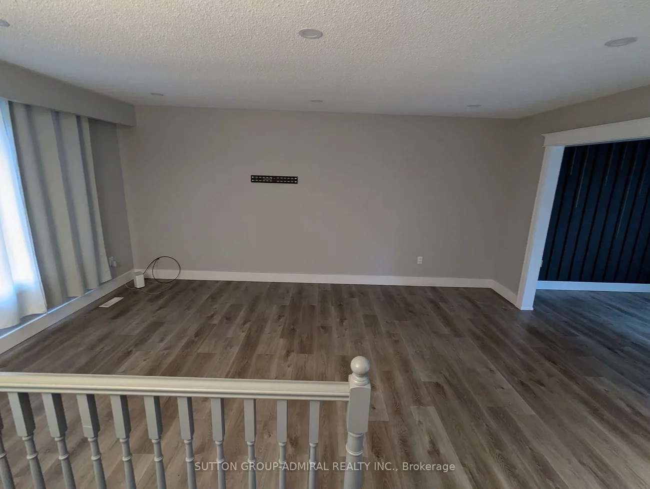 29, Eileen, Allandale Heights, Barrie