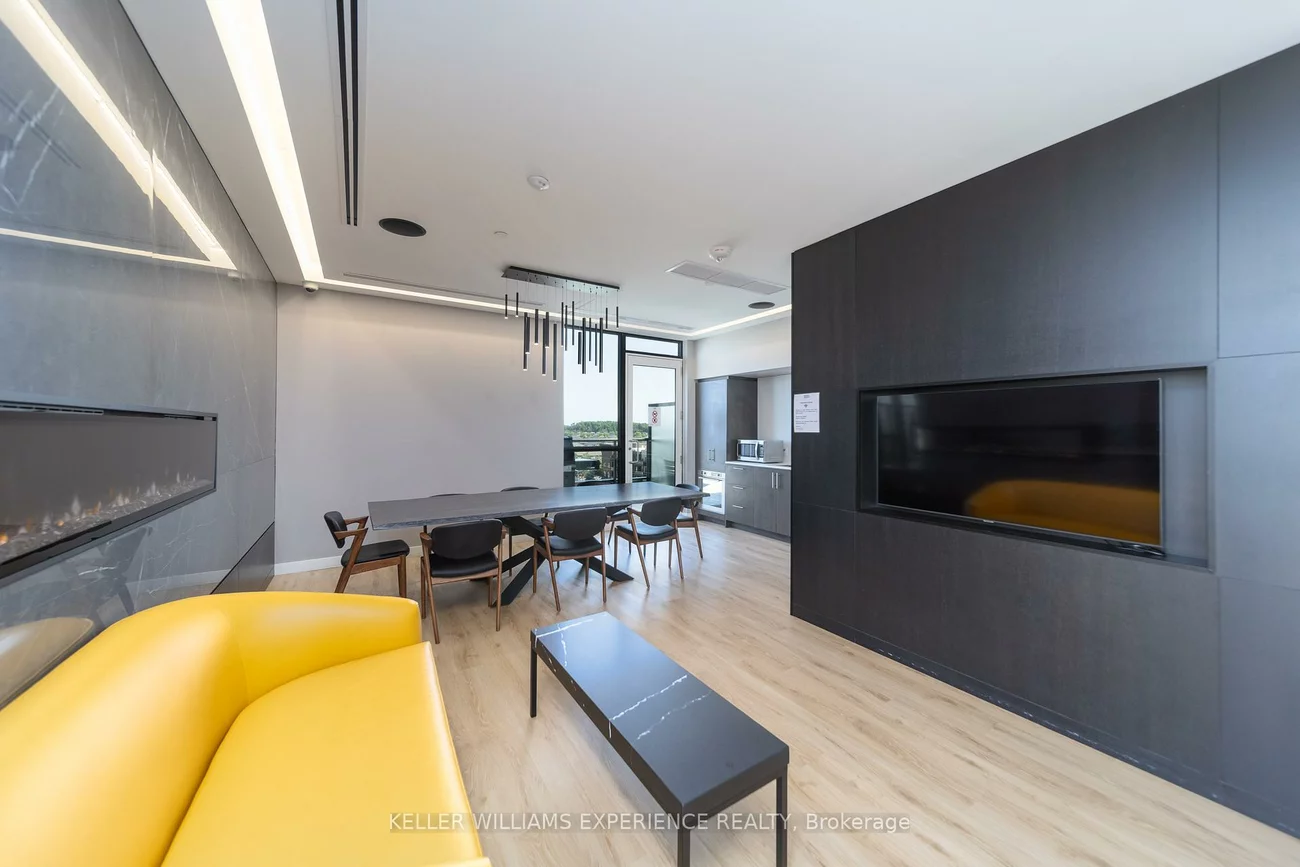 681, Yonge, Painswick South, Barrie