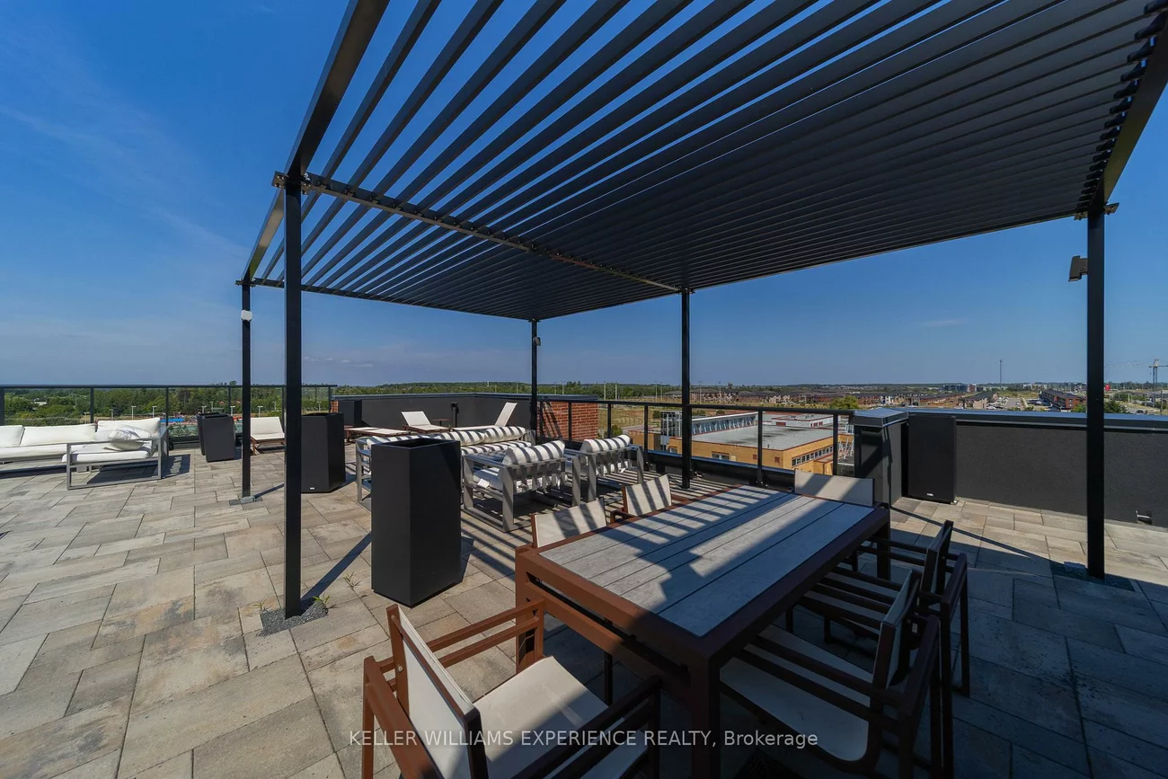 681, Yonge, Painswick South, Barrie