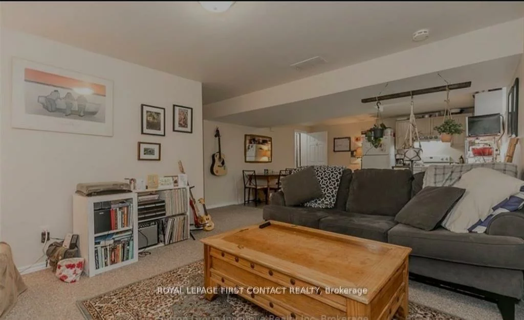 5, Monique, East Bayfield, Barrie
