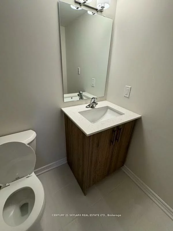 6, Wagon, Innis-Shore, Barrie