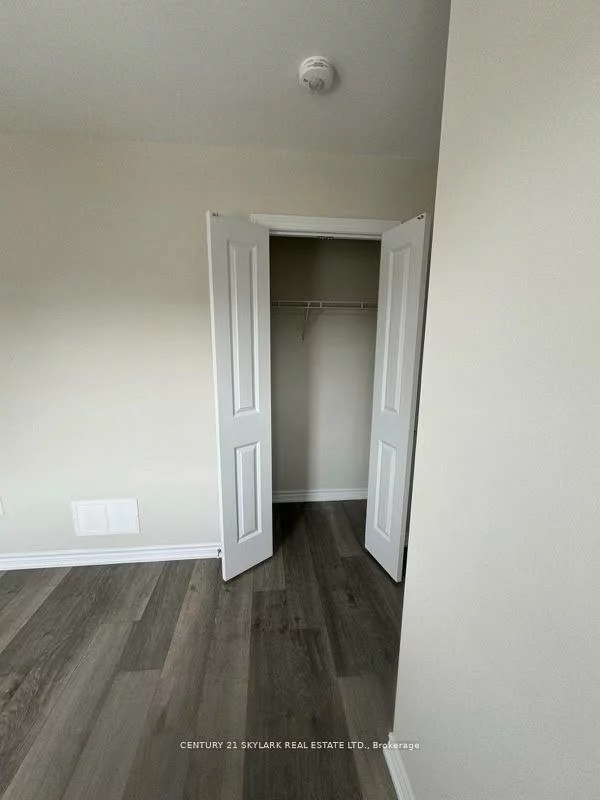 6, Wagon, Innis-Shore, Barrie