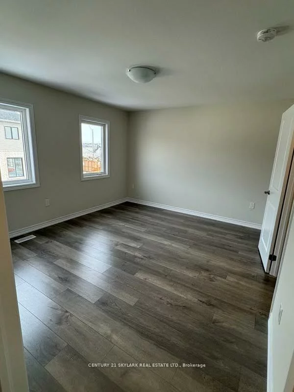 6, Wagon, Innis-Shore, Barrie