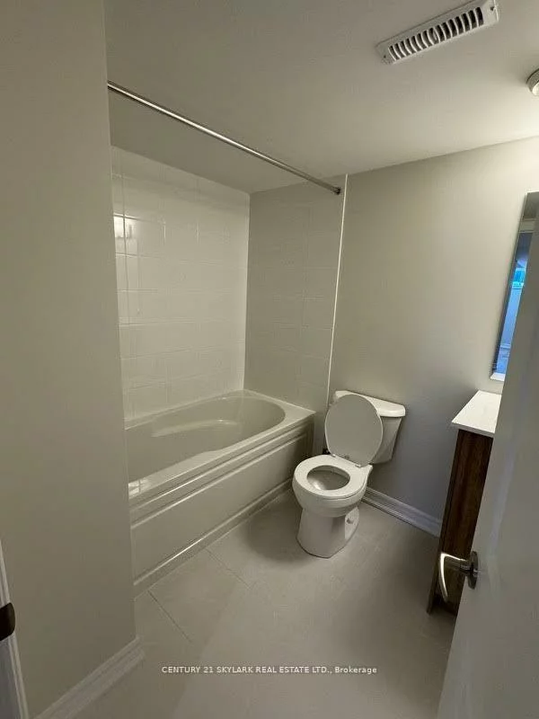 6, Wagon, Innis-Shore, Barrie